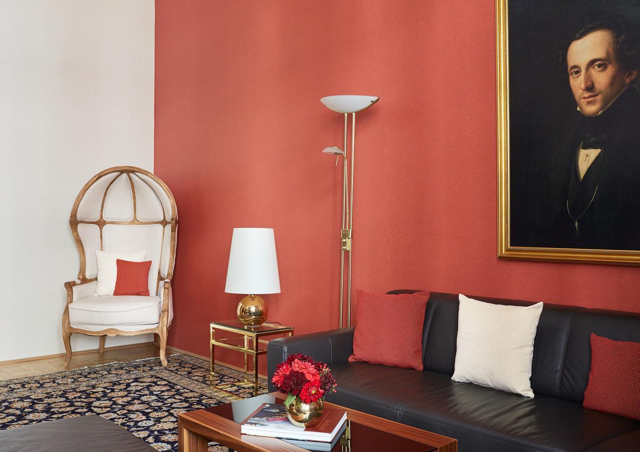 Living Hotel An Der Oper Вена Экстерьер фото