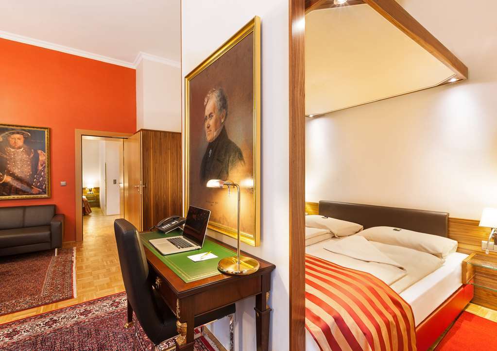 Living Hotel An Der Oper Вена Экстерьер фото